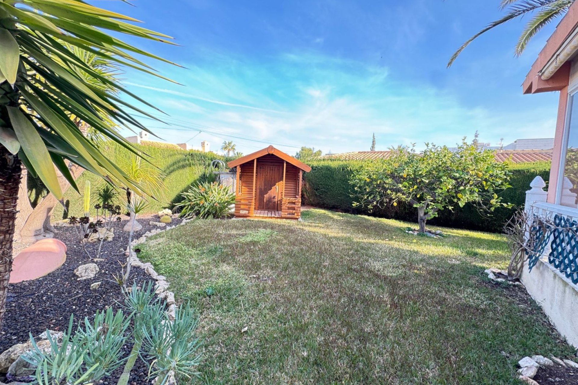Resale - Villa / House - Orihuela Costa - Cabo Roig