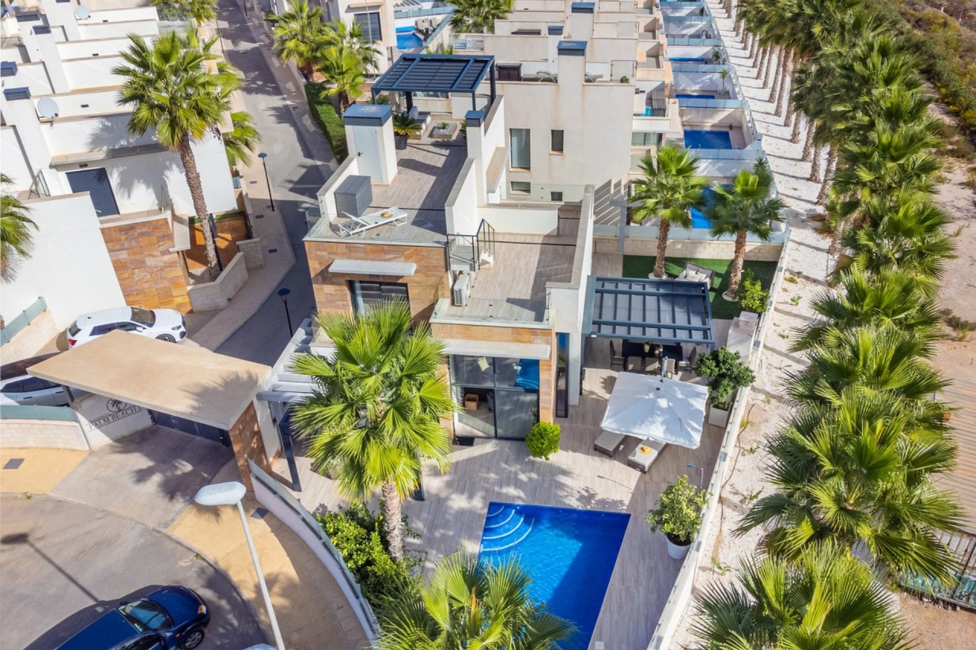 Resale - Villa / House - Orihuela Costa - Cabo Roig