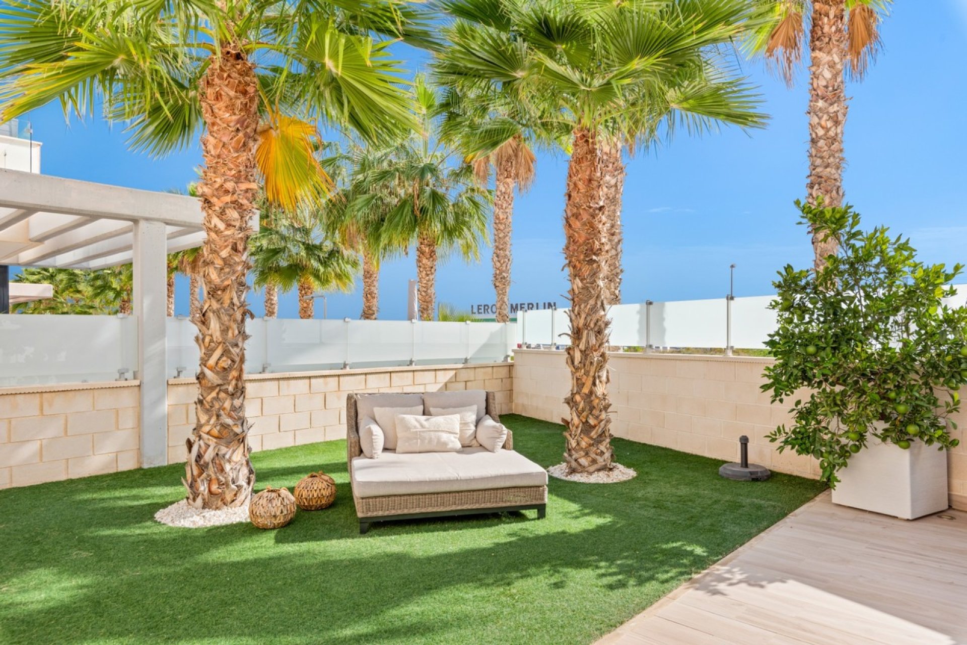 Resale - Villa / House - Orihuela Costa - Cabo Roig