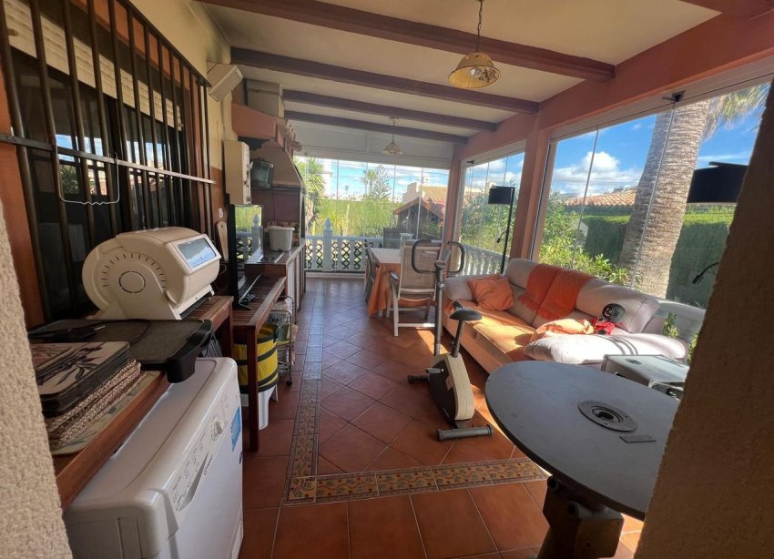 Resale - Villa / House - Orihuela Costa - Cabo Roig