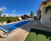 Resale - Villa / House - Orihuela Costa - Cabo Roig