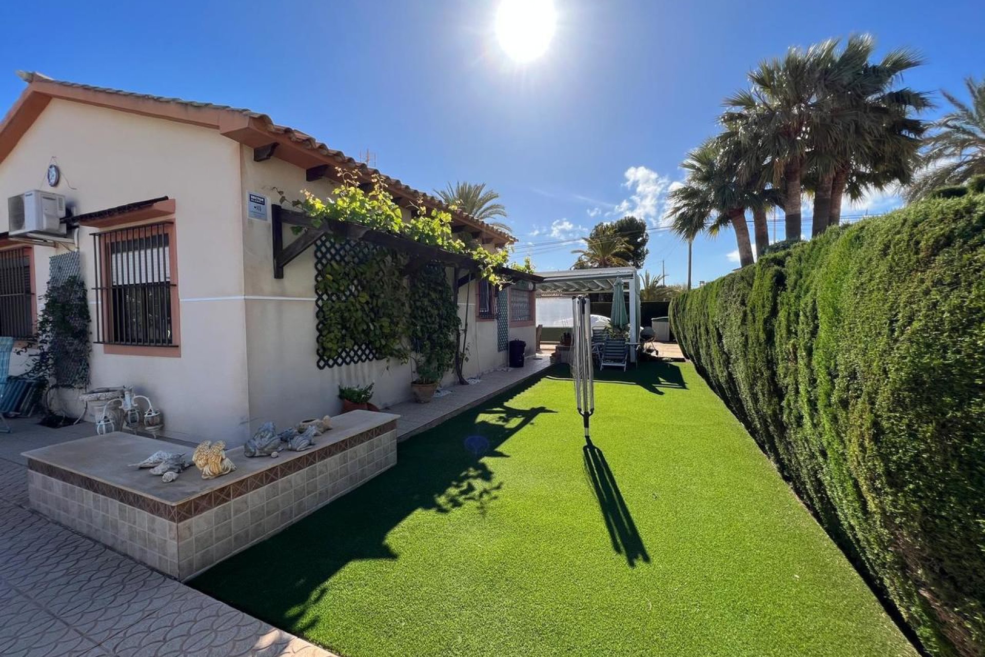 Resale - Villa / House - Orihuela Costa - Cabo Roig