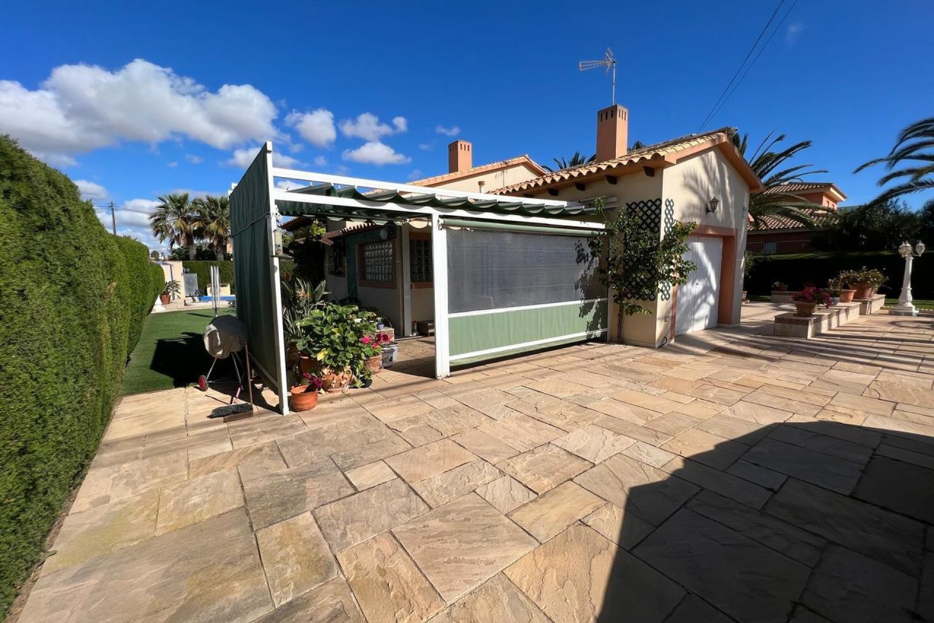 Resale - Villa / House - Orihuela Costa - Cabo Roig