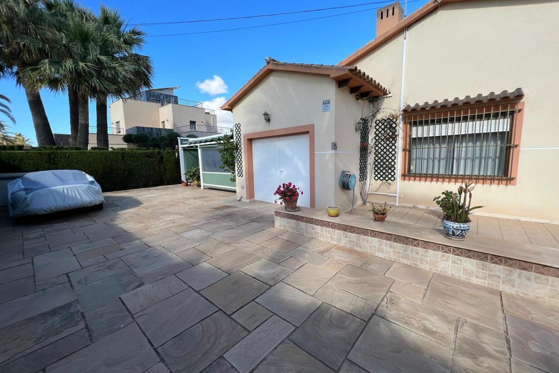 Resale - Villa / House - Orihuela Costa - Cabo Roig
