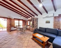 Resale - Villa / House - Orihuela Costa - Cabo Roig