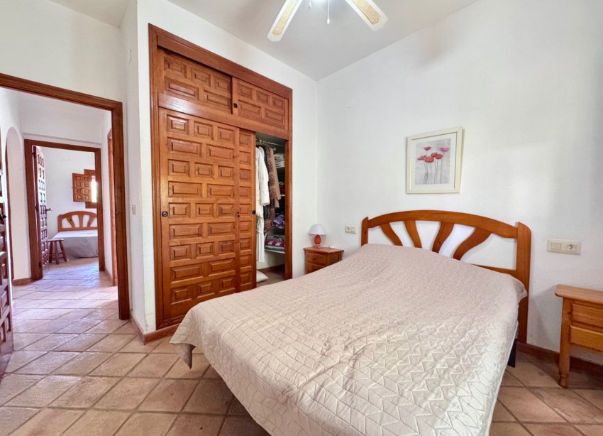 Resale - Villa / House - Orihuela Costa - Cabo Roig