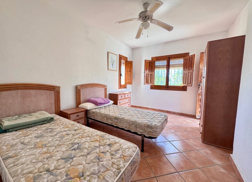 Resale - Villa / House - Orihuela Costa - Cabo Roig