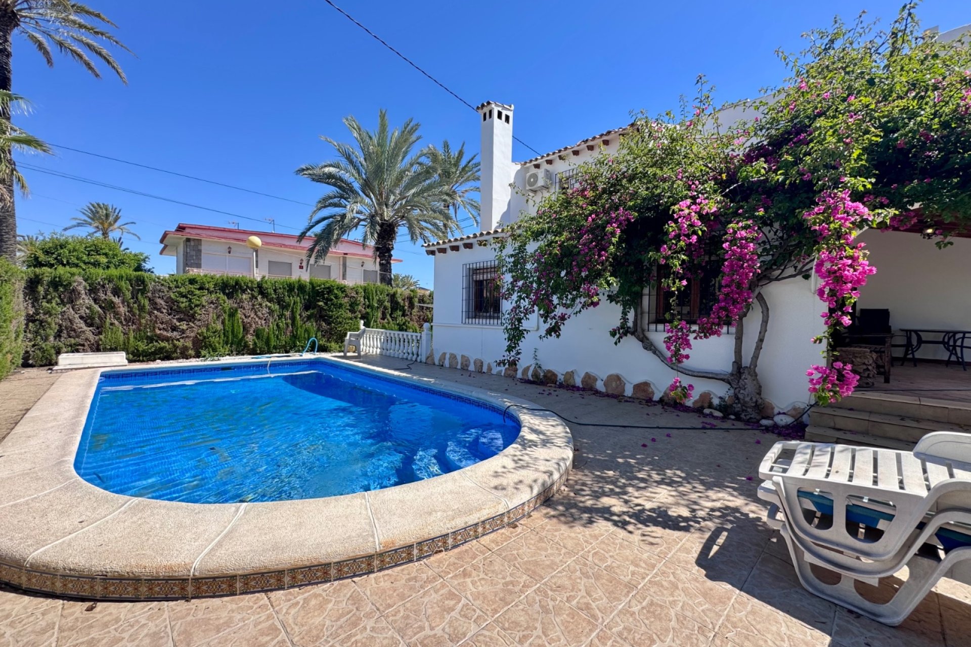 Resale - Villa / House - Orihuela Costa - Cabo Roig