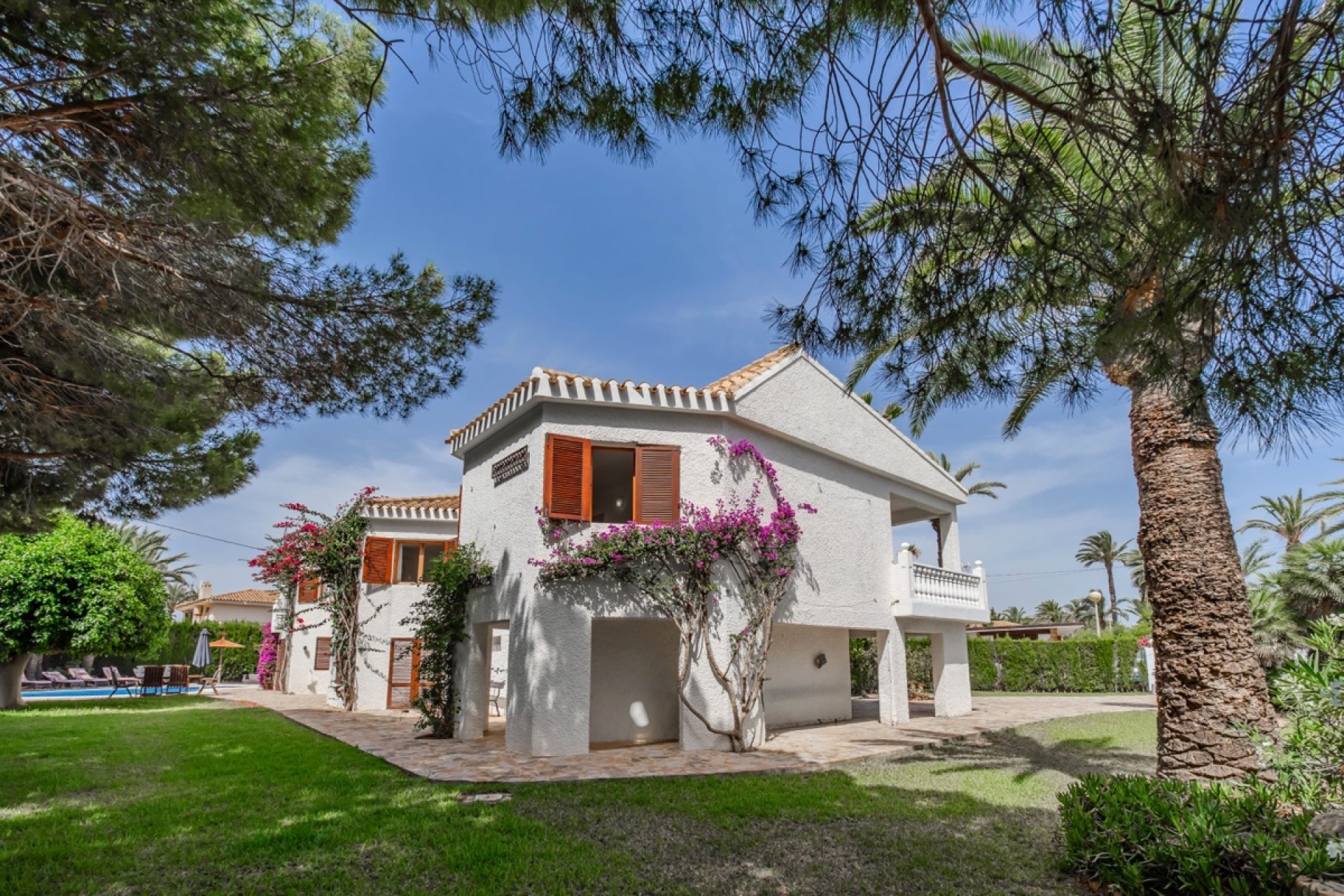 Resale - Villa / House - Orihuela Costa - Cabo Roig