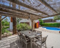 Resale - Villa / House - Orihuela Costa - Cabo Roig
