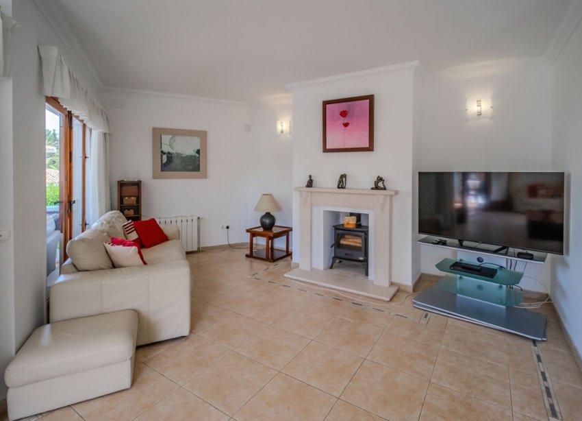 Resale - Villa / House - Orihuela Costa - Cabo Roig