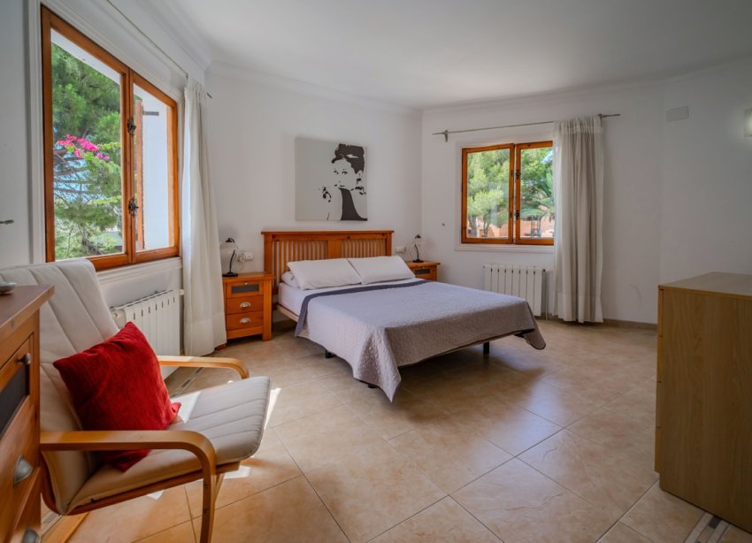 Resale - Villa / House - Orihuela Costa - Cabo Roig