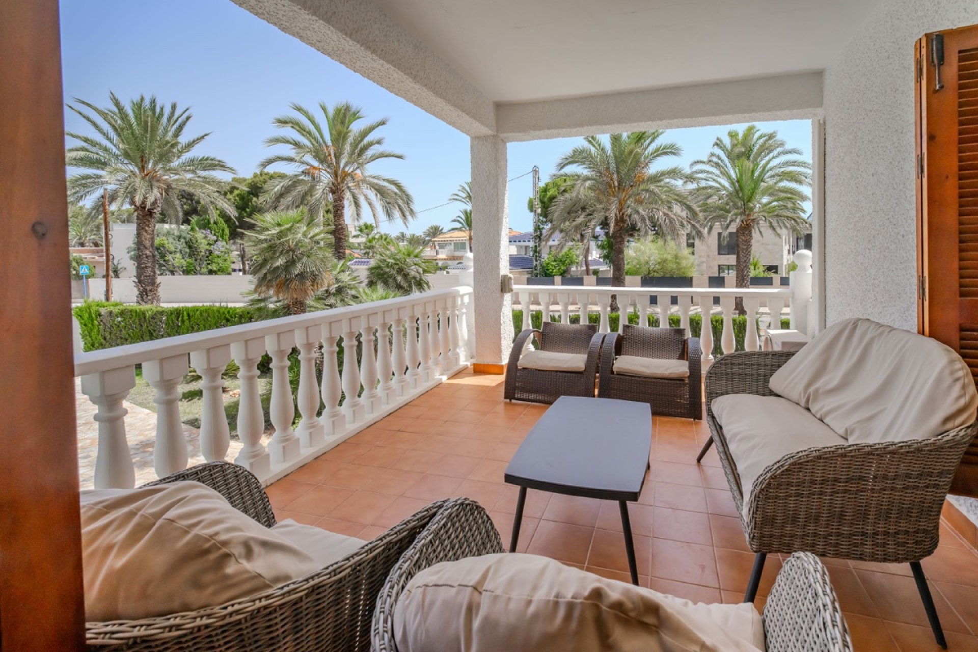 Resale - Villa / House - Orihuela Costa - Cabo Roig