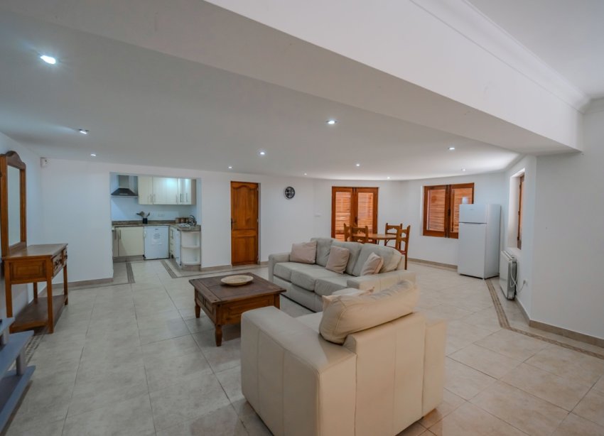Resale - Villa / House - Orihuela Costa - Cabo Roig
