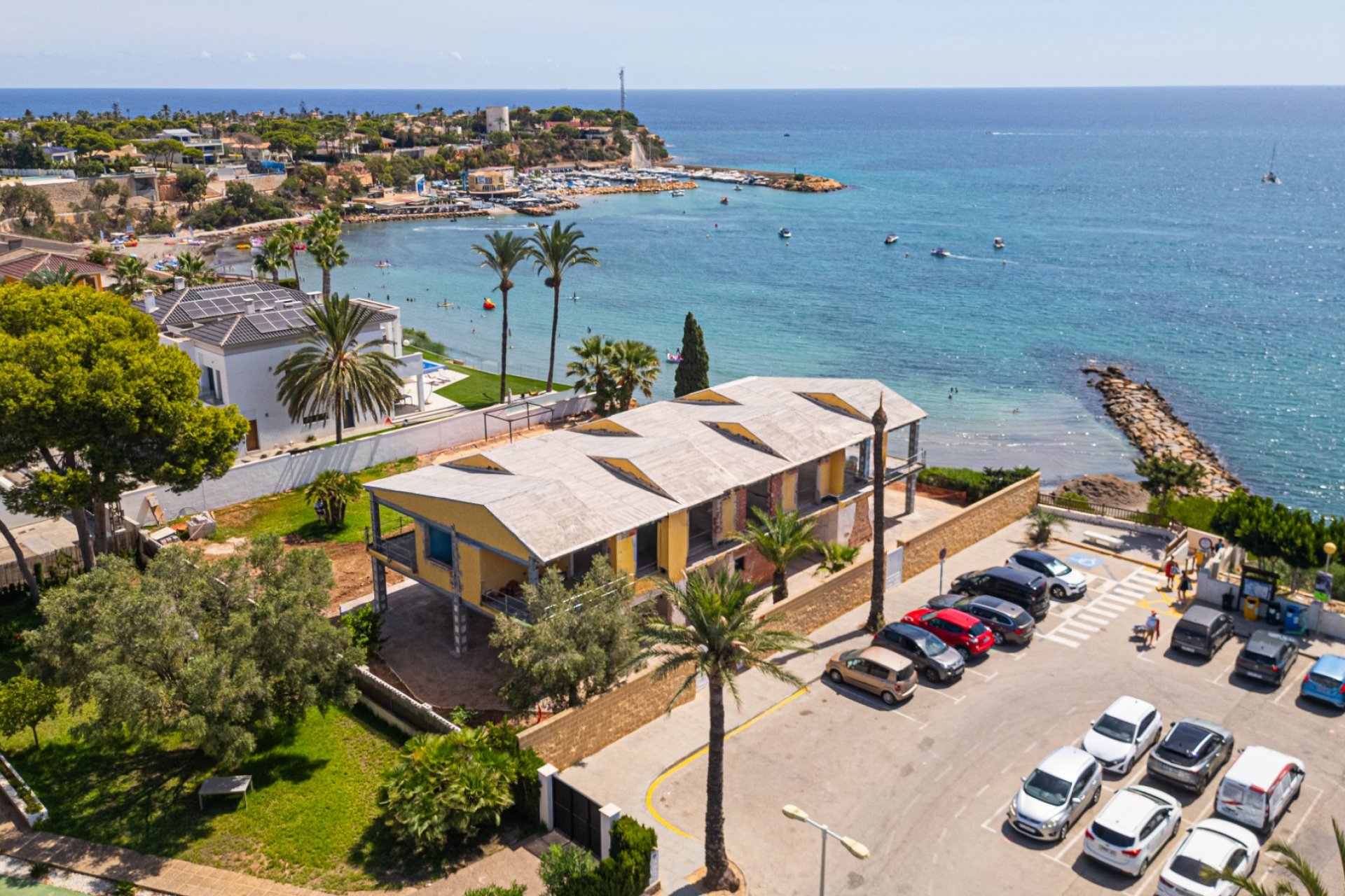 Resale - Villa / House - Orihuela Costa - Cabo Roig