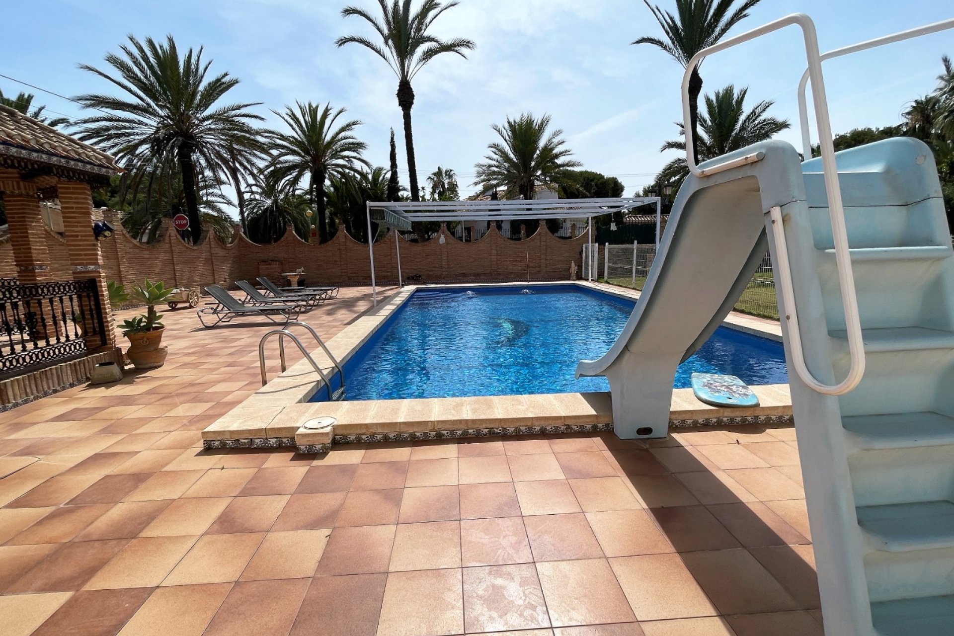 Resale - Villa / House - Orihuela Costa - Cabo Roig