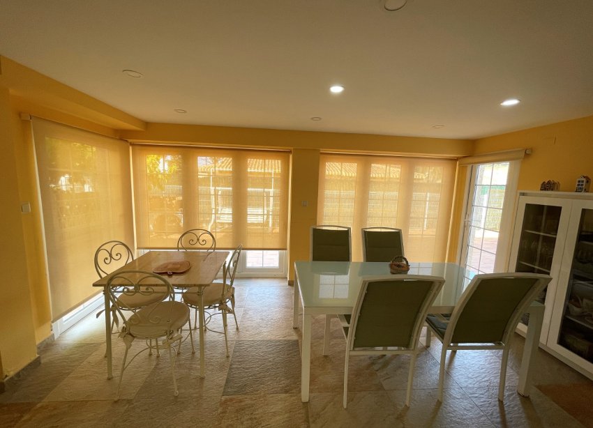 Resale - Villa / House - Orihuela Costa - Cabo Roig