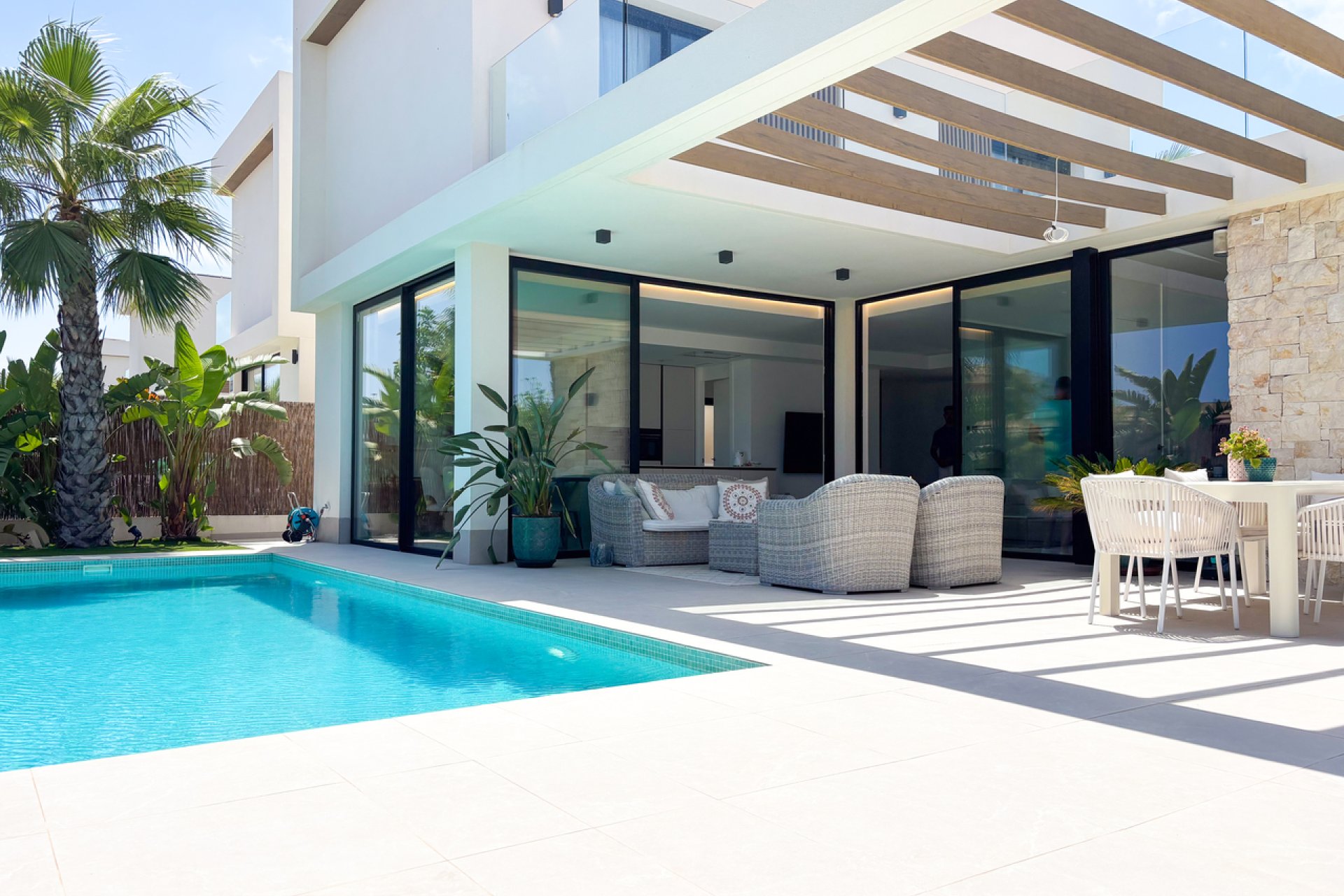 Resale - Villa / House - Orihuela Costa - Cabo Roig