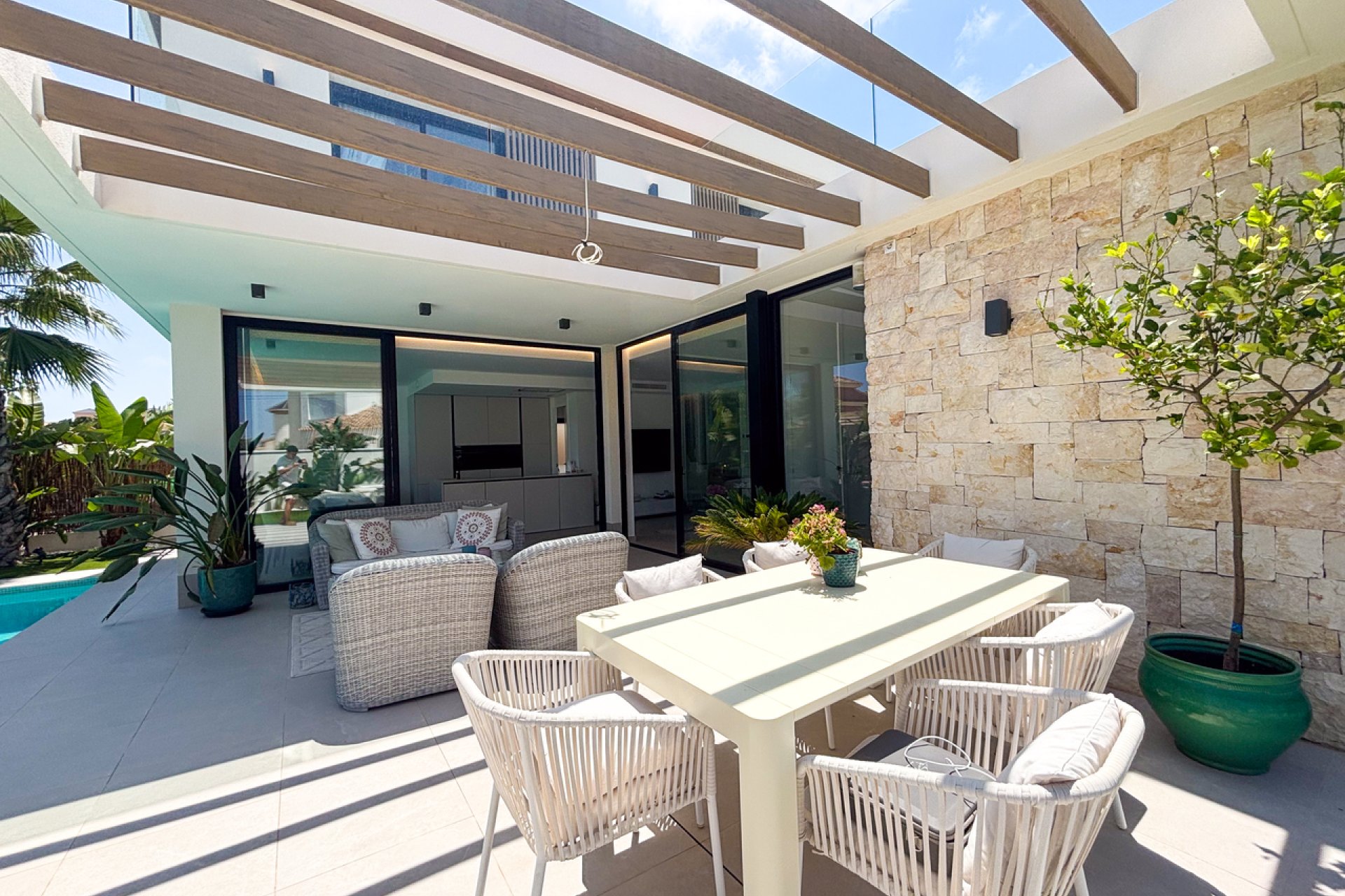 Resale - Villa / House - Orihuela Costa - Cabo Roig