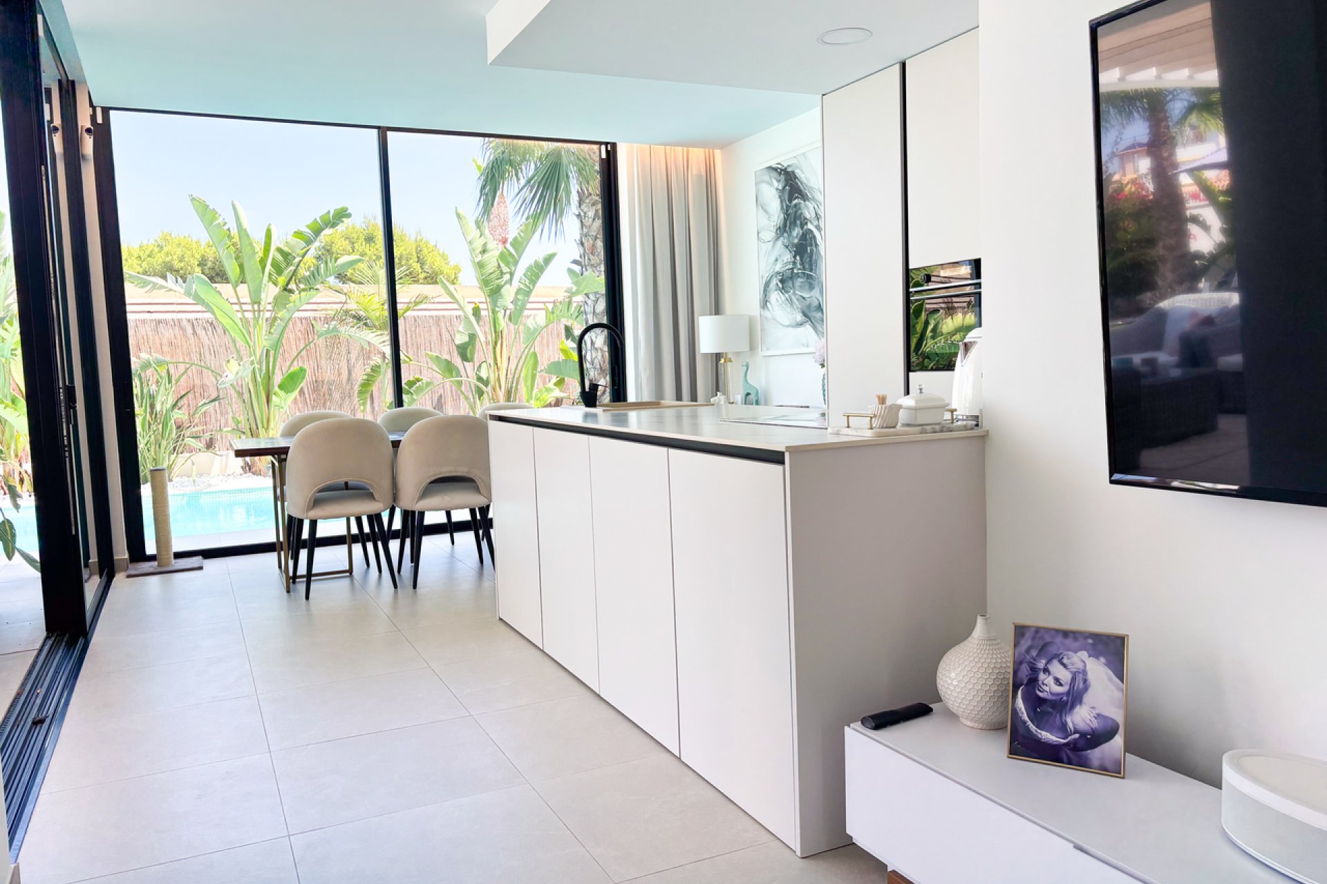 Resale - Villa / House - Orihuela Costa - Cabo Roig