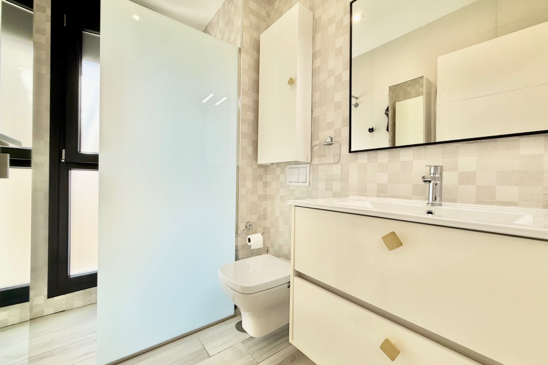 Resale - Villa / House - Orihuela Costa - Cabo Roig