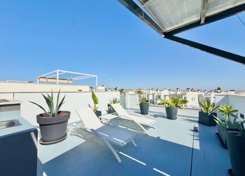 Resale - Villa / House - Orihuela Costa - Cabo Roig
