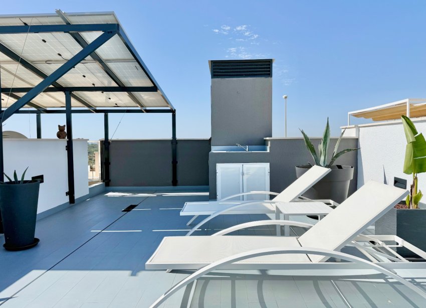 Resale - Villa / House - Orihuela Costa - Cabo Roig
