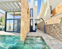 Resale - Villa / House - Orihuela Costa - Cabo Roig