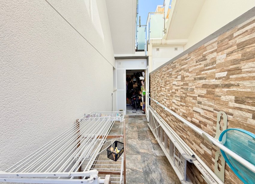 Resale - Villa / House - Orihuela Costa - Cabo Roig