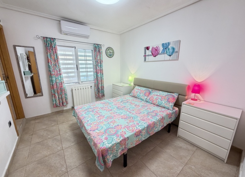 Resale - Villa / House - Orihuela Costa - Cabo Roig