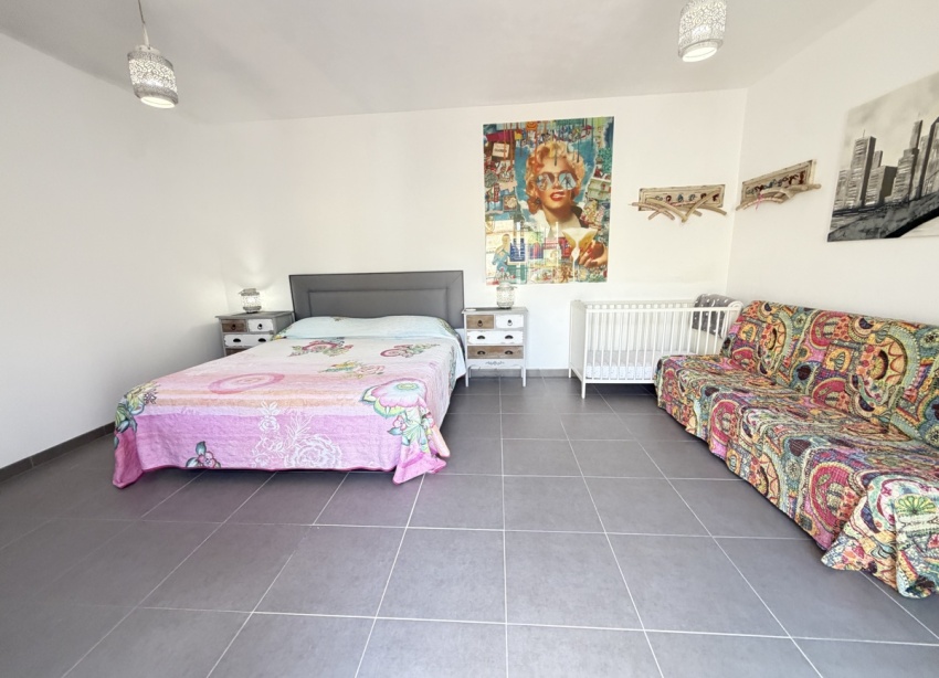 Resale - Villa / House - Orihuela Costa - Cabo Roig