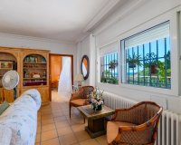 Resale - Villa / House - Orihuela Costa - Campoamor