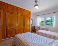 Resale - Villa / House - Orihuela Costa - Campoamor