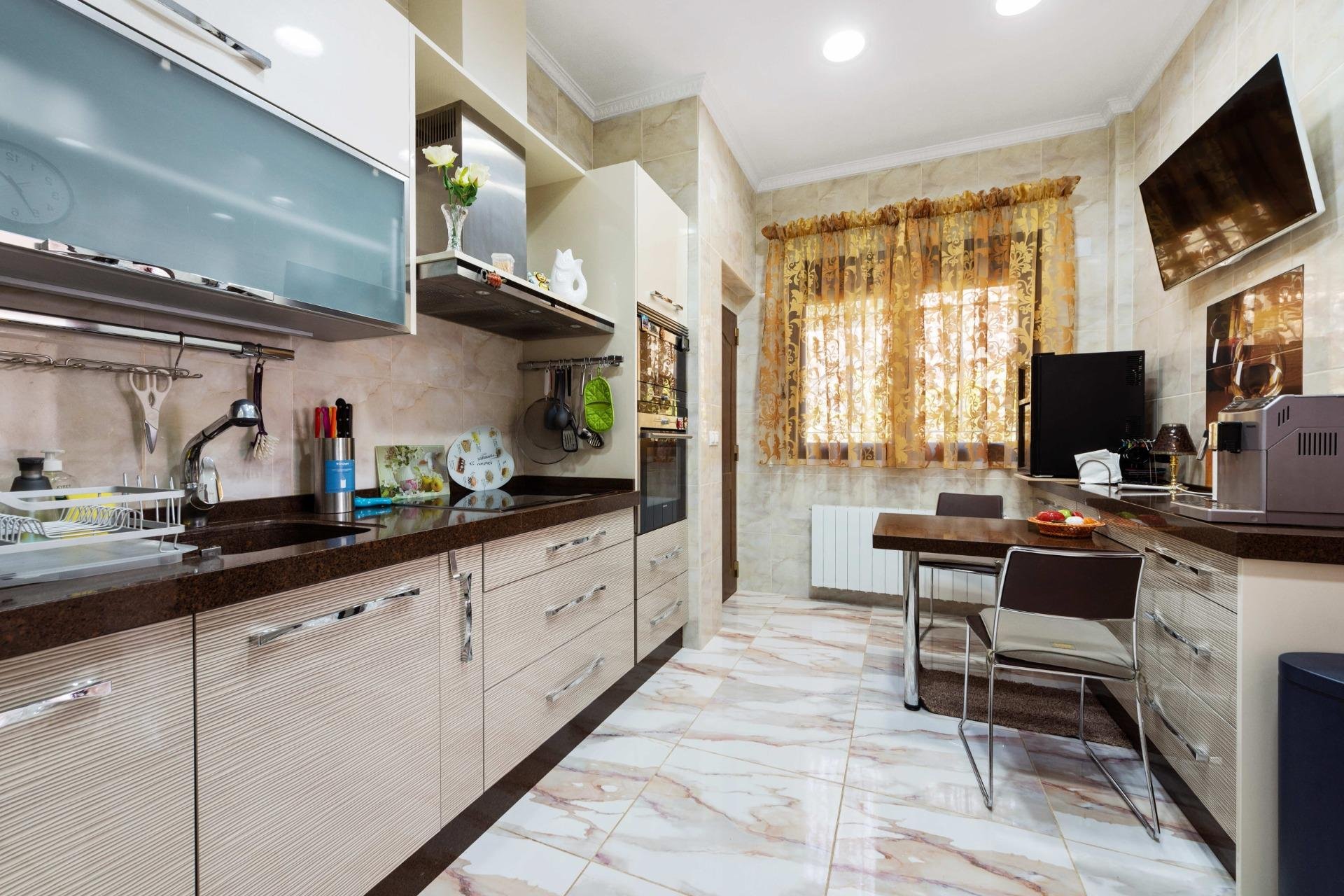 Resale - Villa / House - Orihuela Costa - Campoamor