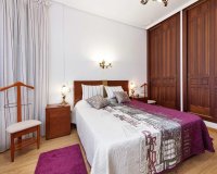 Resale - Villa / House - Orihuela Costa - Campoamor