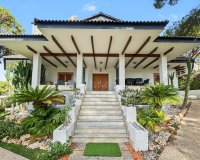 Resale - Villa / House - Orihuela Costa - Campoamor
