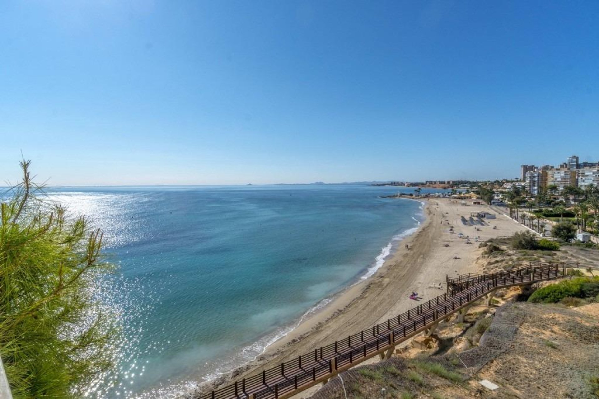 Resale - Villa / House - Orihuela Costa - Campoamor