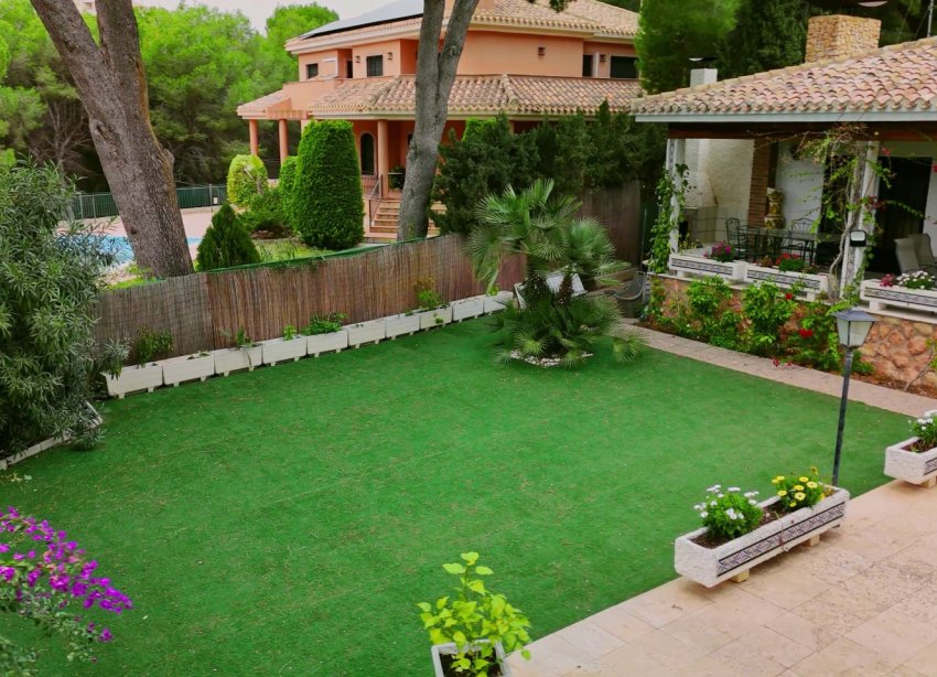 Resale - Villa / House - Orihuela Costa - Dehesa de campoamor