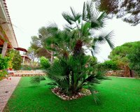 Resale - Villa / House - Orihuela Costa - Dehesa de campoamor