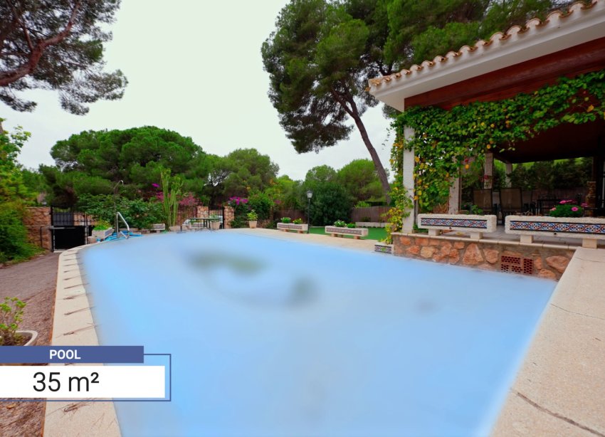 Resale - Villa / House - Orihuela Costa - Dehesa de campoamor