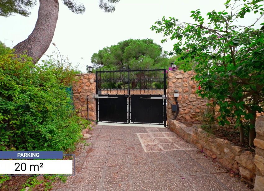Resale - Villa / House - Orihuela Costa - Dehesa de campoamor
