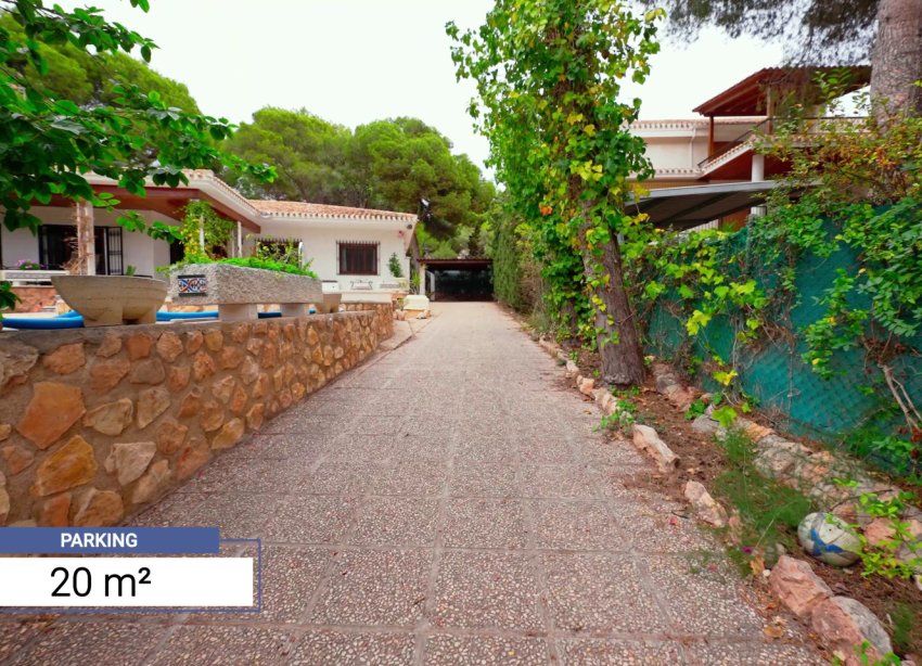 Resale - Villa / House - Orihuela Costa - Dehesa de campoamor