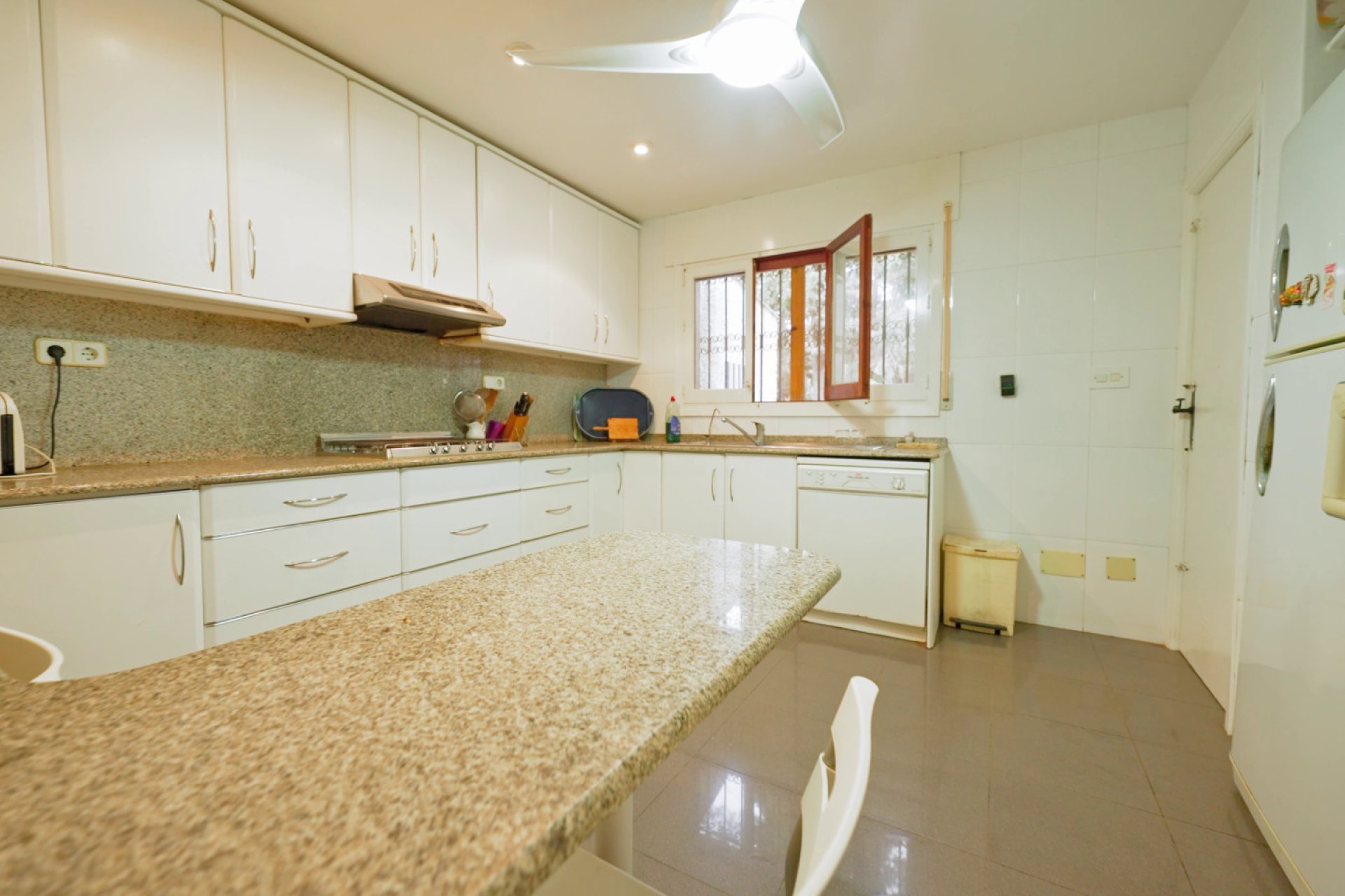 Resale - Villa / House - Orihuela Costa - Dehesa de campoamor