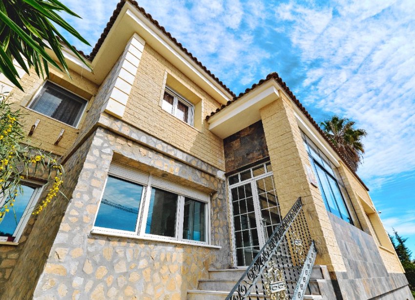 Resale - Villa / House - Orihuela Costa - Dehesa de campoamor