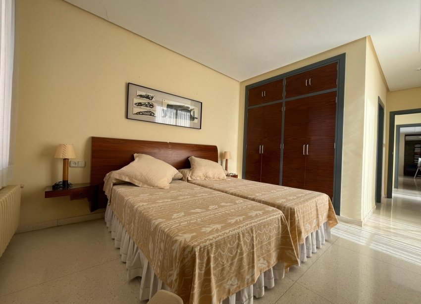 Resale - Villa / House - Orihuela Costa - Dehesa de campoamor