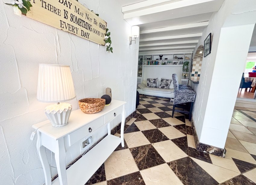 Resale - Villa / House - Orihuela Costa - Dehesa de campoamor