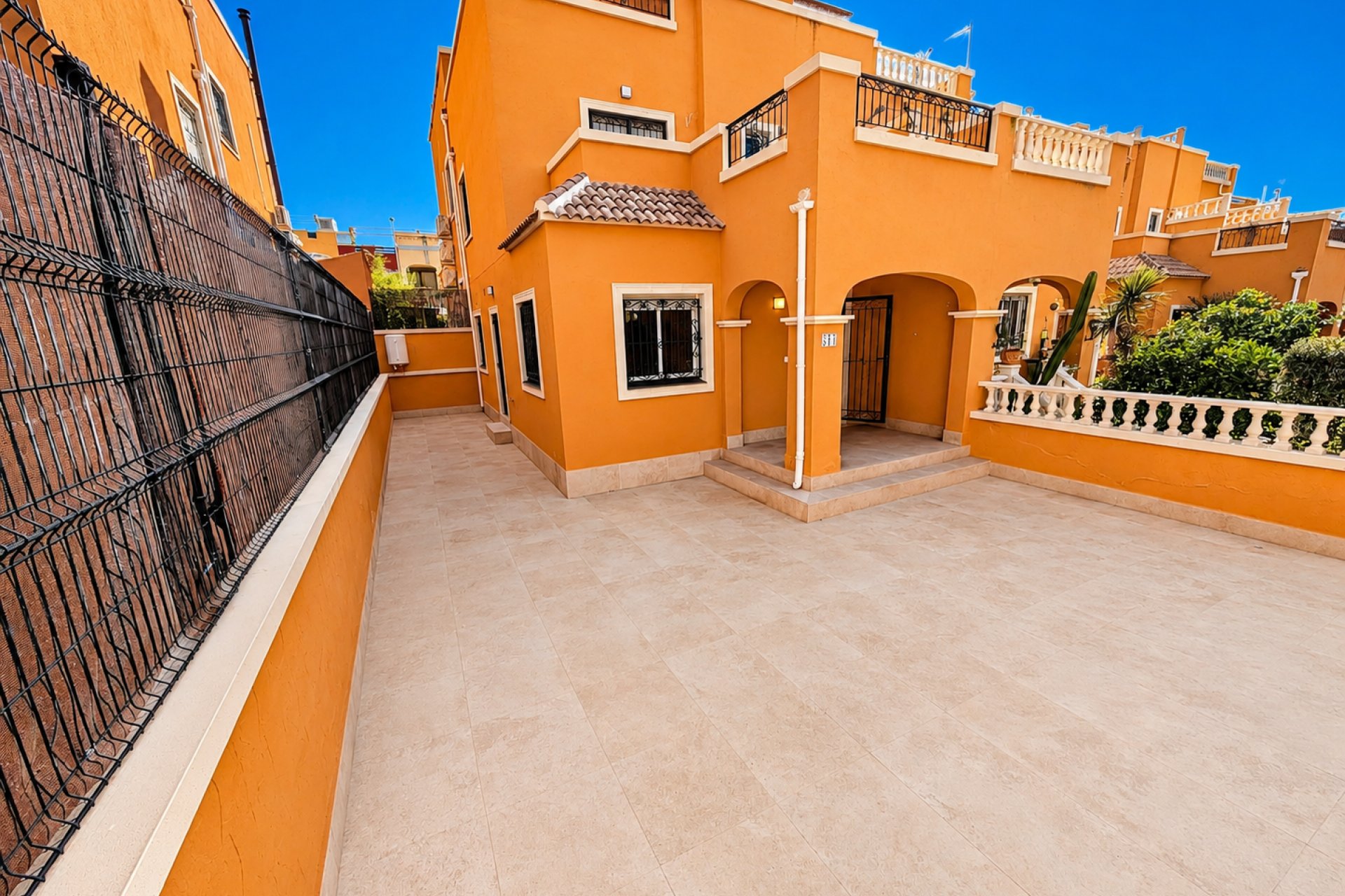Resale - Villa / House - Orihuela Costa - Dream Hills