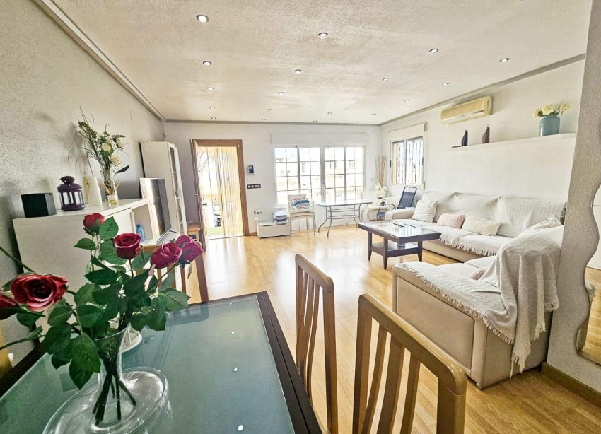Resale - Villa / House - Orihuela Costa - Dream Hills