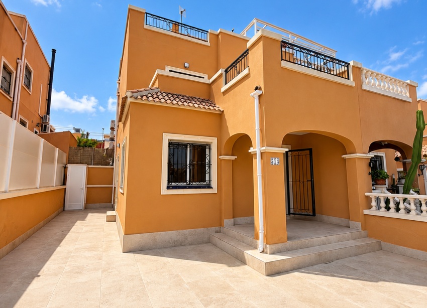 Resale - Villa / House - Orihuela Costa - Dream Hills