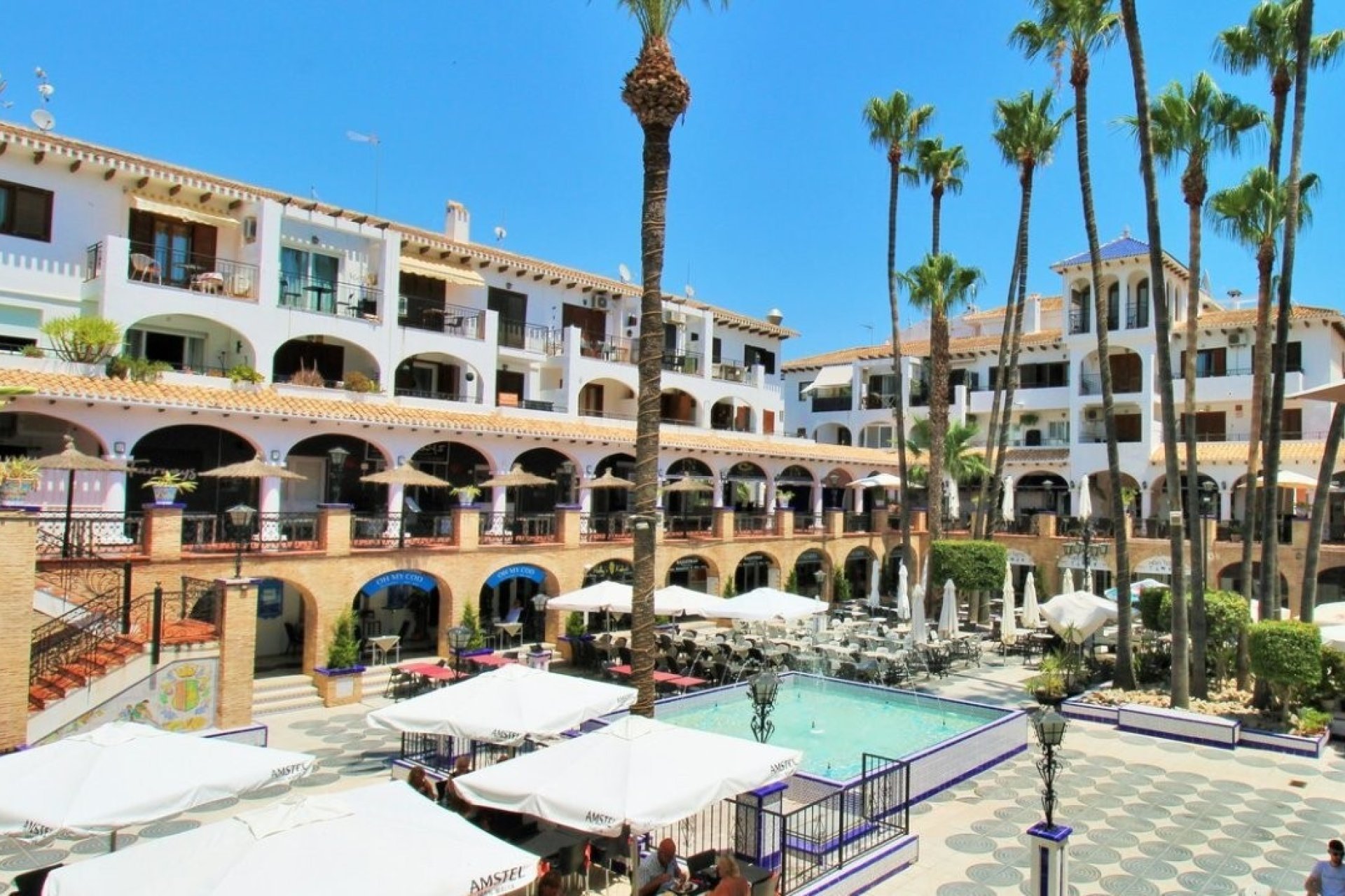 Resale - Villa / House - Orihuela Costa - El Presidente